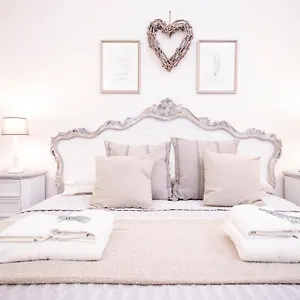 https://sweet-luce-di-trastevere.it-romehotels.com