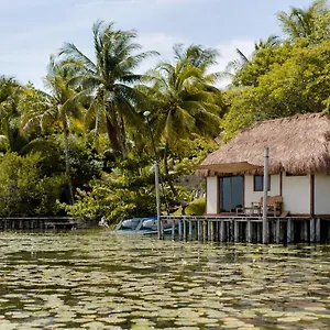 https://lagoon-front-hut-daily-cleaning-bikes-kayaks.quintano-roohotels.com