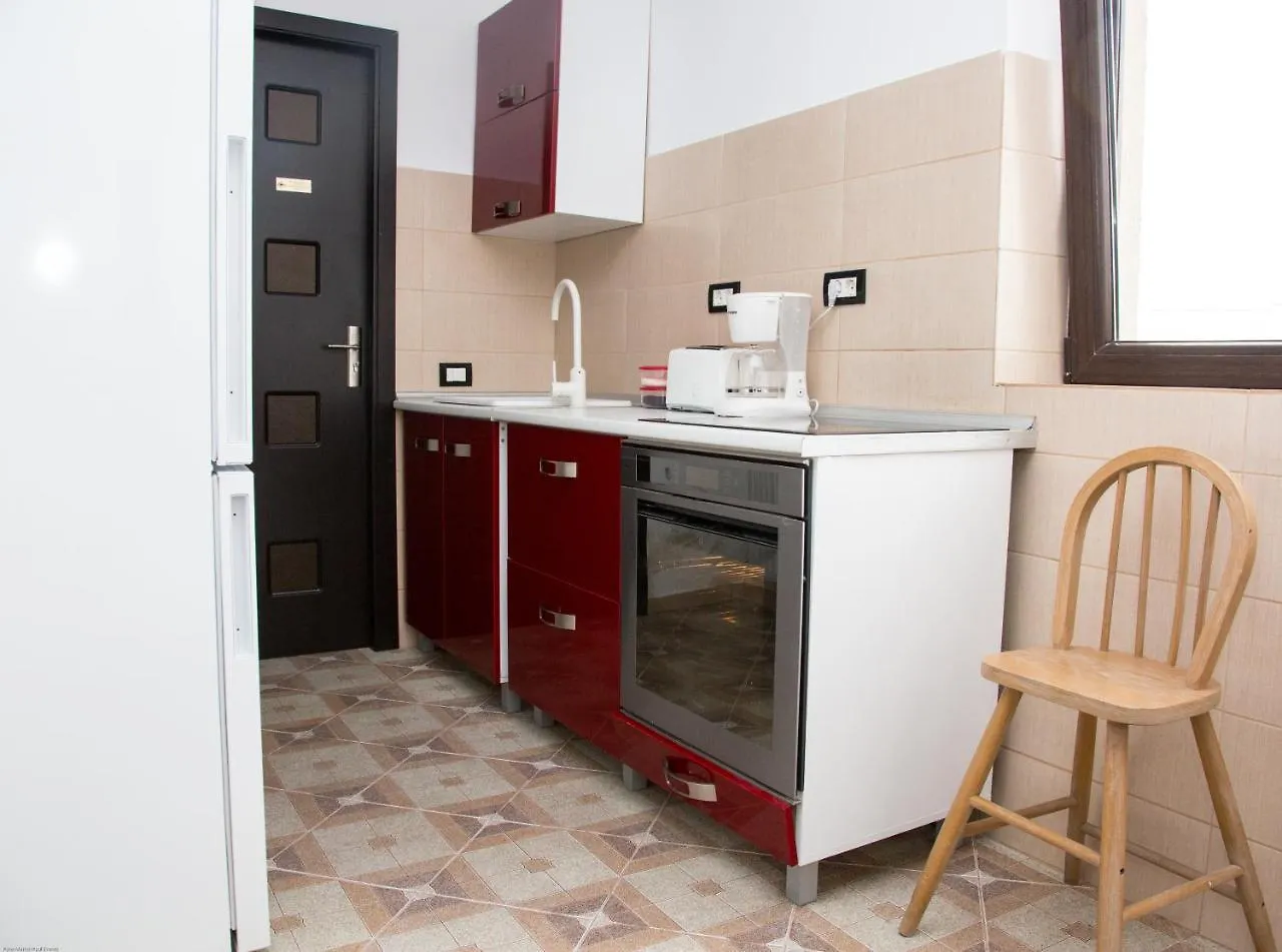 דירה אוטופן Alex Residence