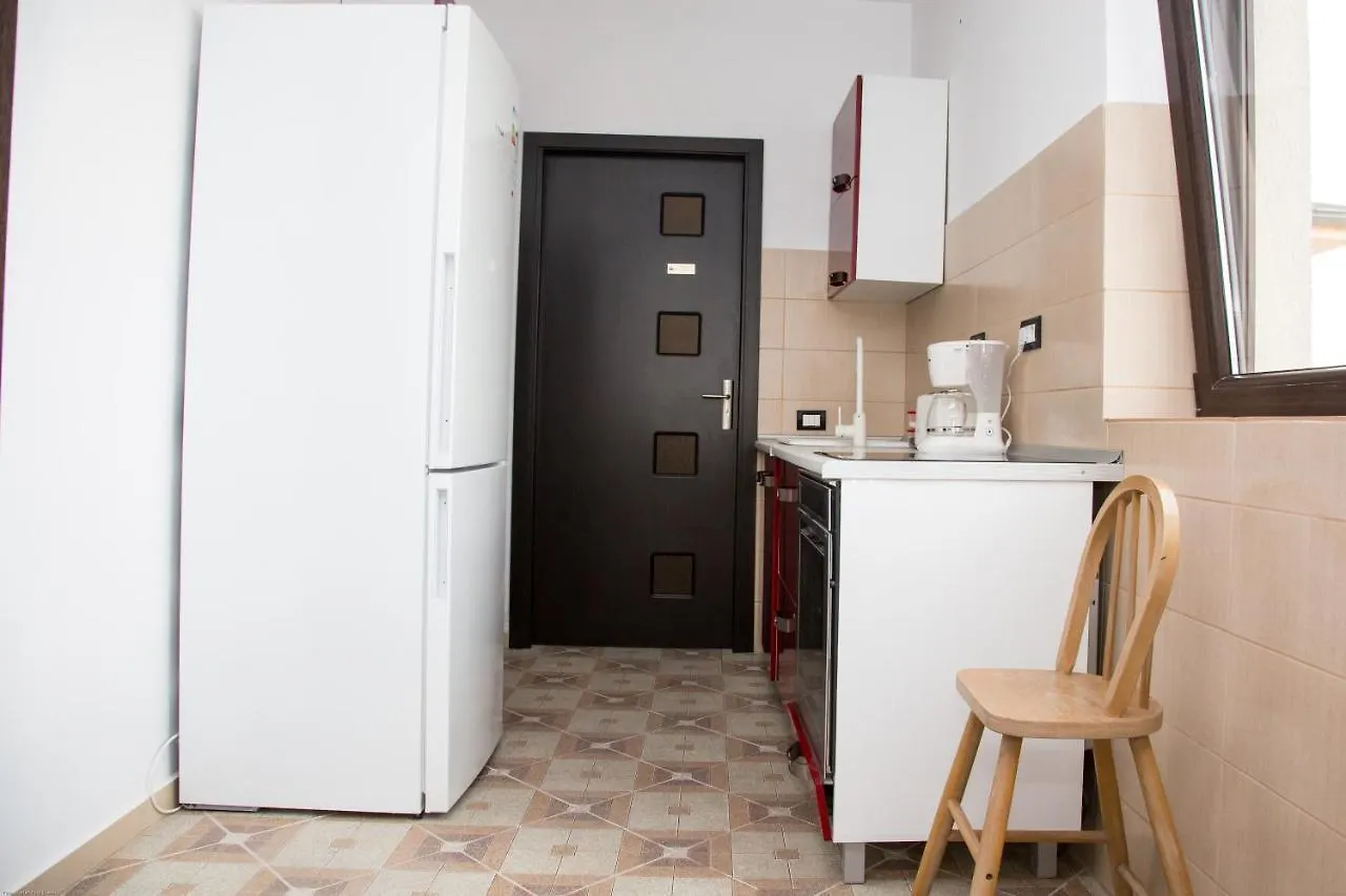 אוטופן Alex Residence 0*,  רומניה